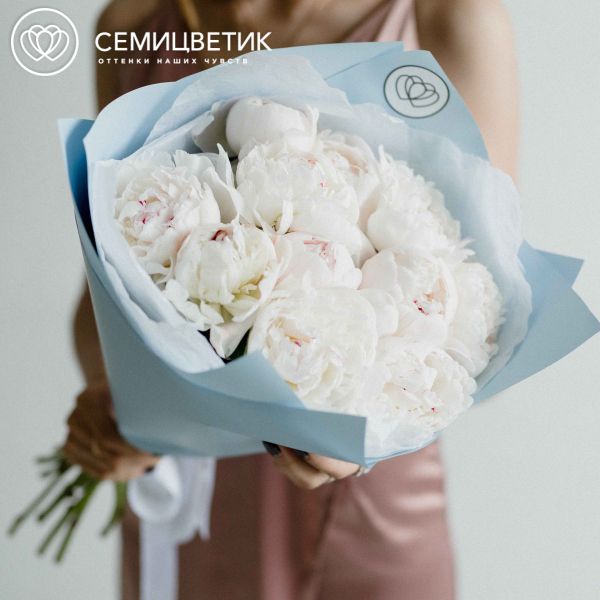 Букет из 11 нежно-розовых пионов Standart Plus