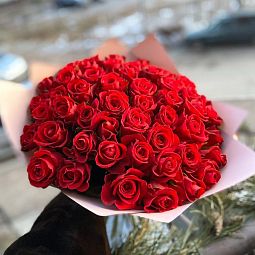 Классический букет из 51 красной розы