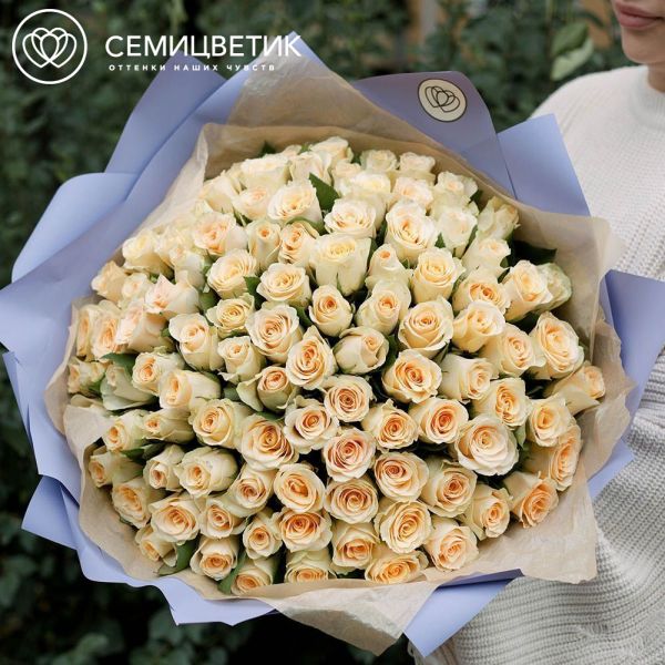 Букет из 101 кремовой розы 40 см (Кения)