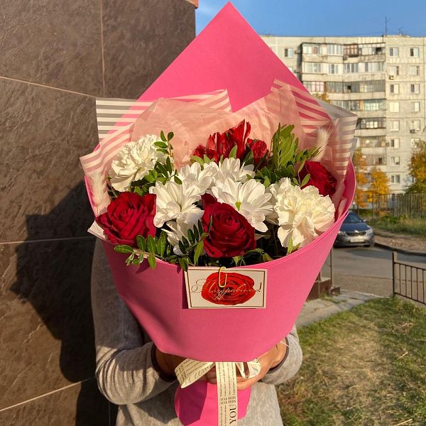 Букет из свежесрезанных цветов